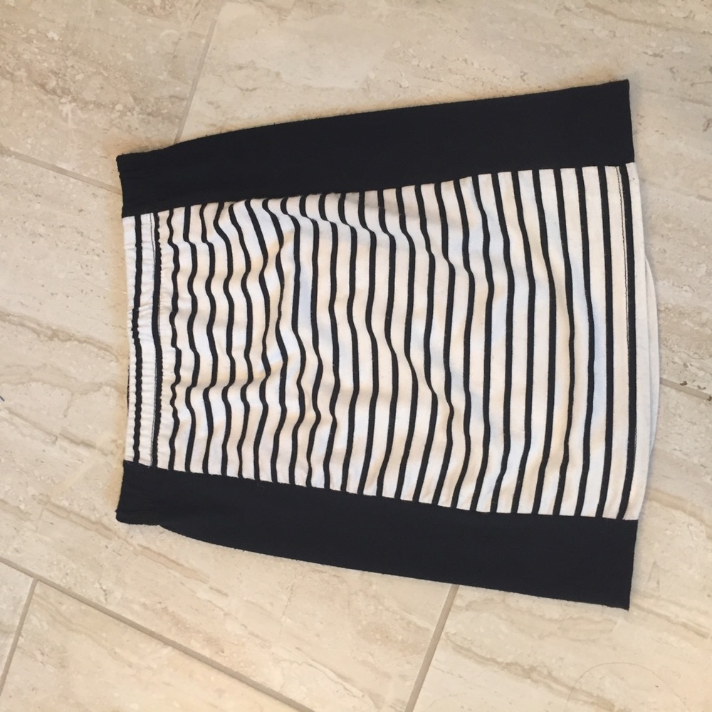 charlotte russe black and white pencil skirt