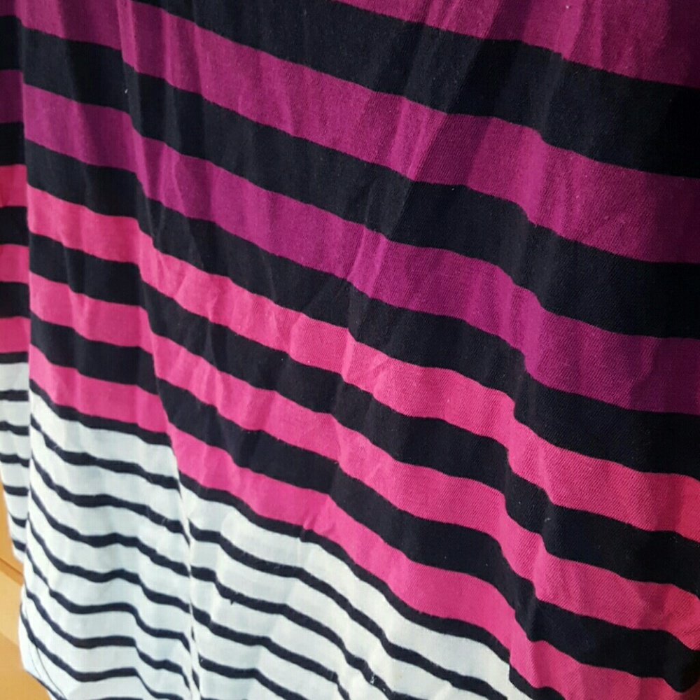 Striped Express 3/4 Sleeve Raglan Tee