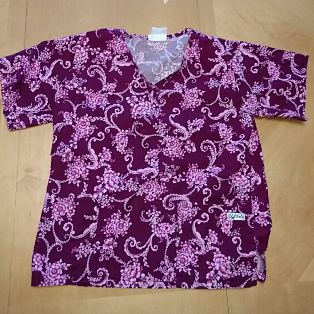 Scrub Top