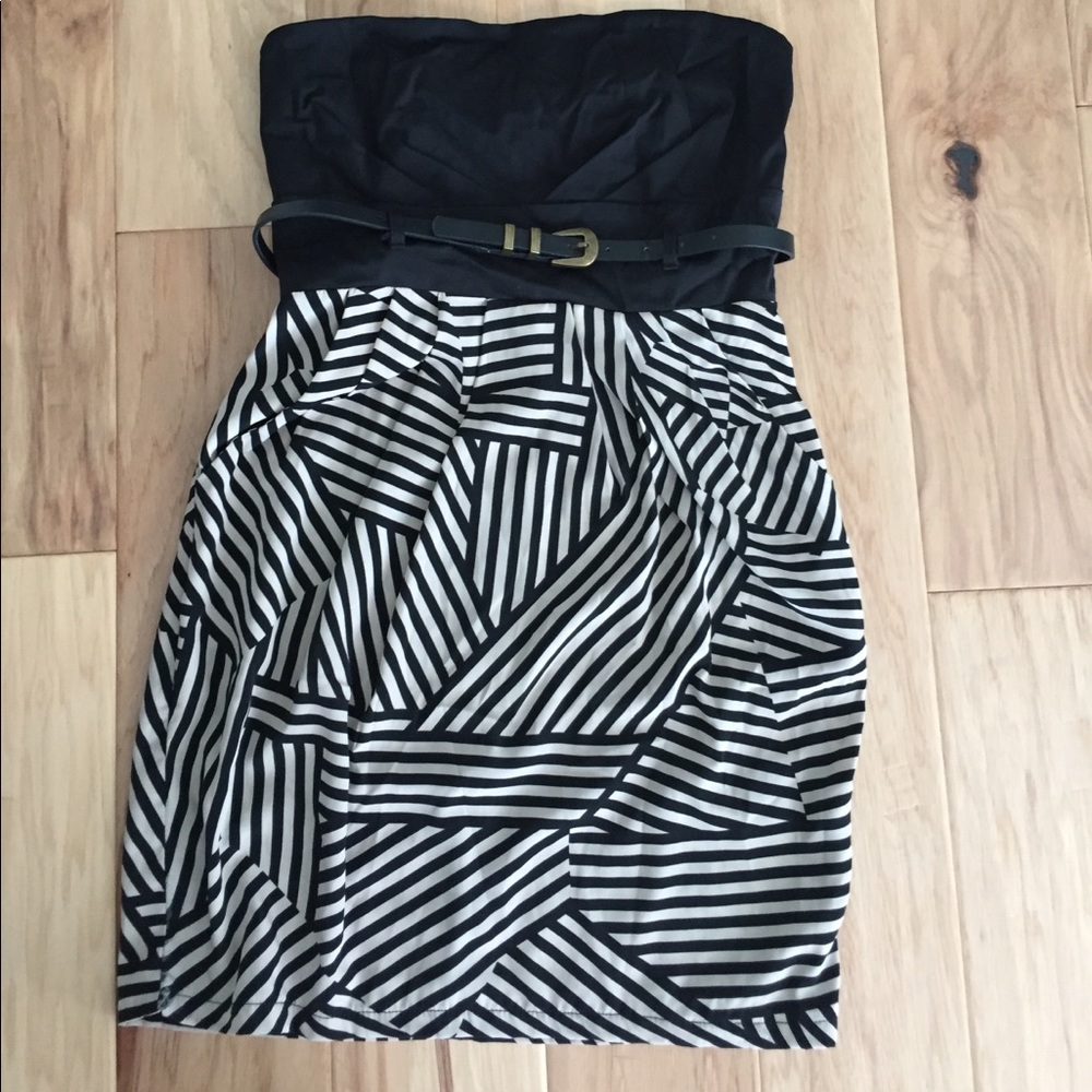 Forever 21 strapless dress