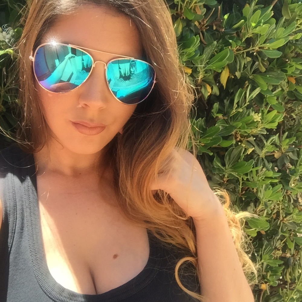 •LAST 1• Rose Gold Framed Blue Mirrored Aviators - Picture 8 of 8