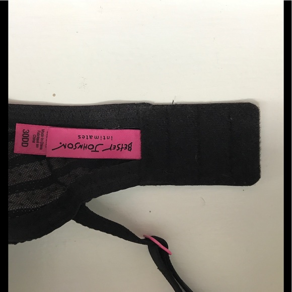🎀 Convertible Betsy Johnson Stocking Bra 🎀 - Picture 8 of 8
