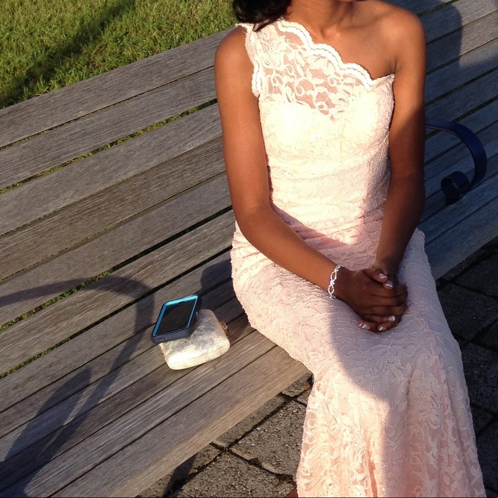 PROM DRESS - Picture 2 of 2