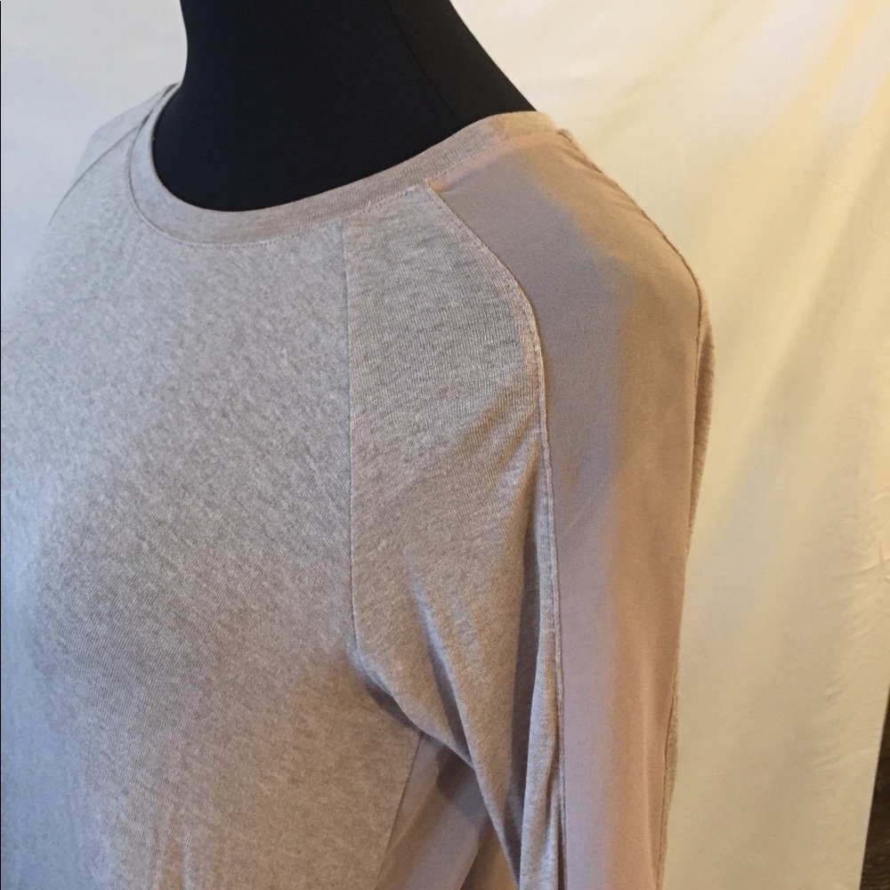 Sheer Back Top - Picture 4 of 6