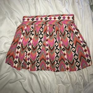 Flowy mini skirt!