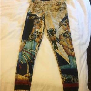 Egyptian leggings!