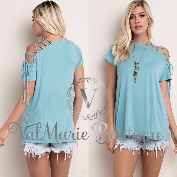 ♨️LAST1 SZ L- LACE UP COLD SHOULDER SLEEVE TOP - Picture 2 of 2