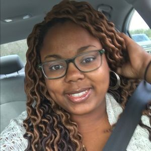 Meet your Posher, Clemisha