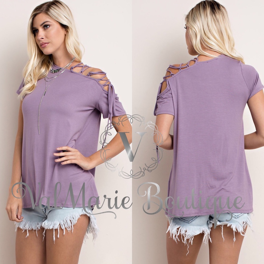 RESTOCKED!!! LACE UP COLD SHOULDER SLEEVE TOP - Picture 4 of 4