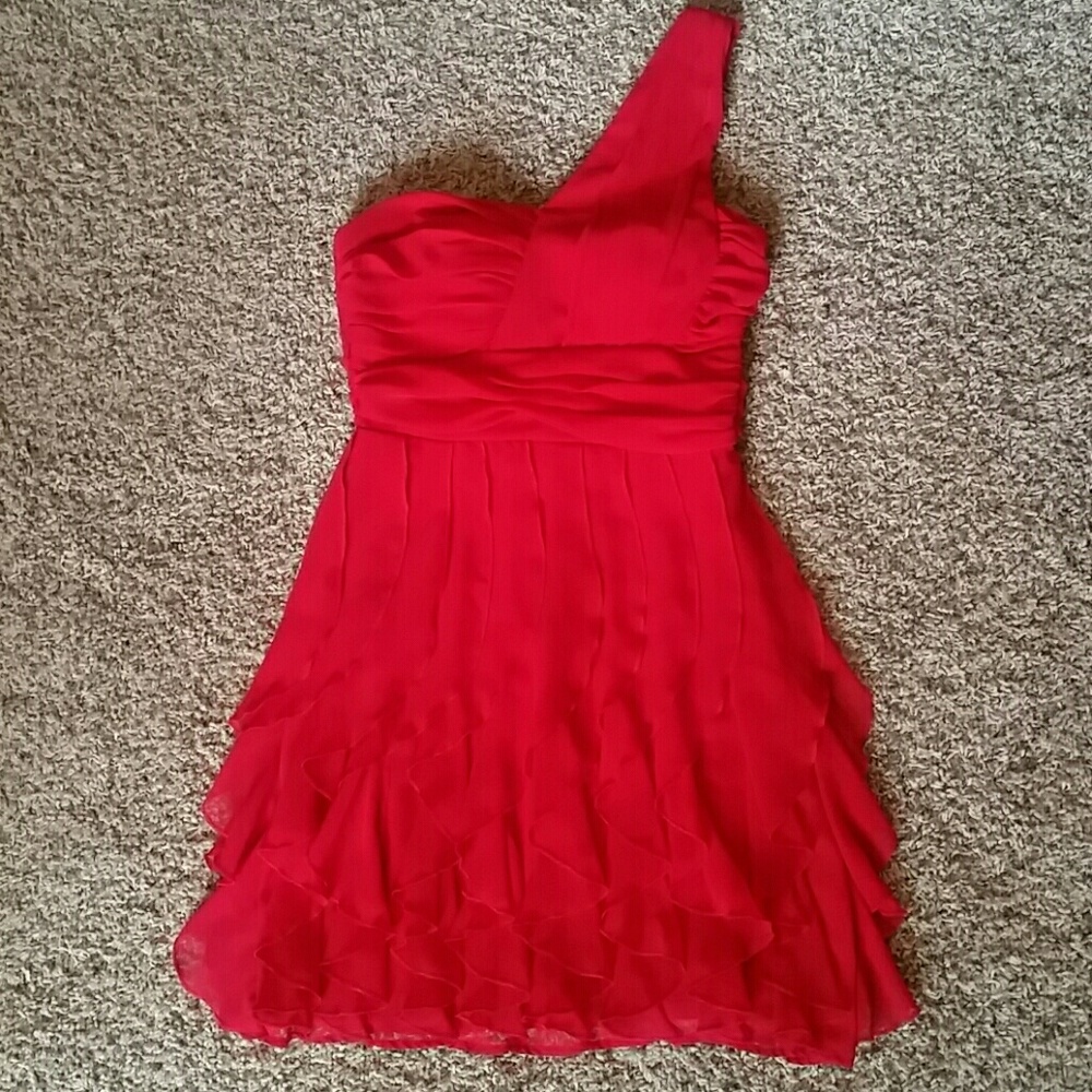 Beautiful cocktail/prom dress
