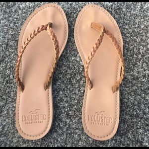 Hollister braided brown flip flops