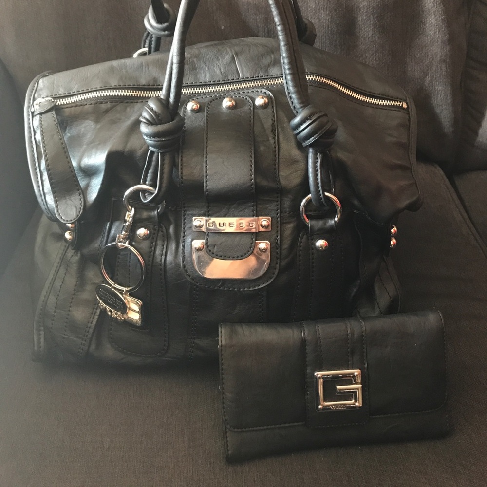 GUESS never used BLACK!