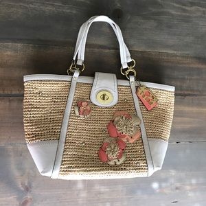 Limited edition straw coach with flowers