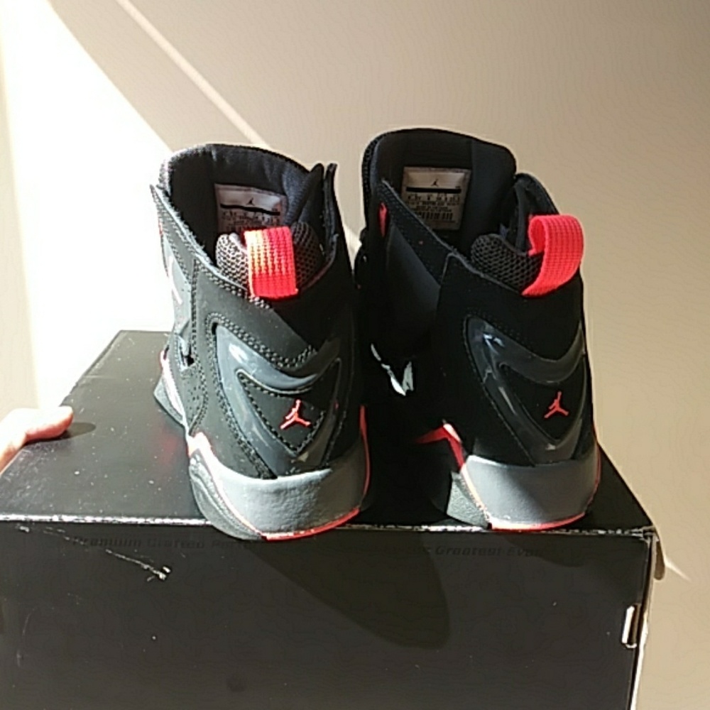 Jordan - Picture 3 of 3