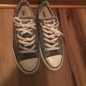 Grey all star converse!
