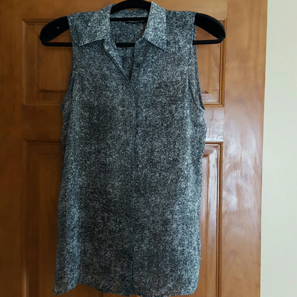 Estelle and Finn long sleeveless tank. NWT
