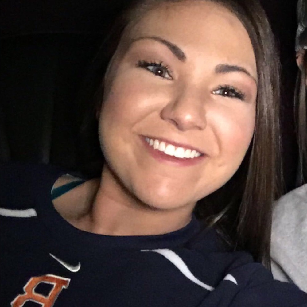 Meet your Posher, Tori