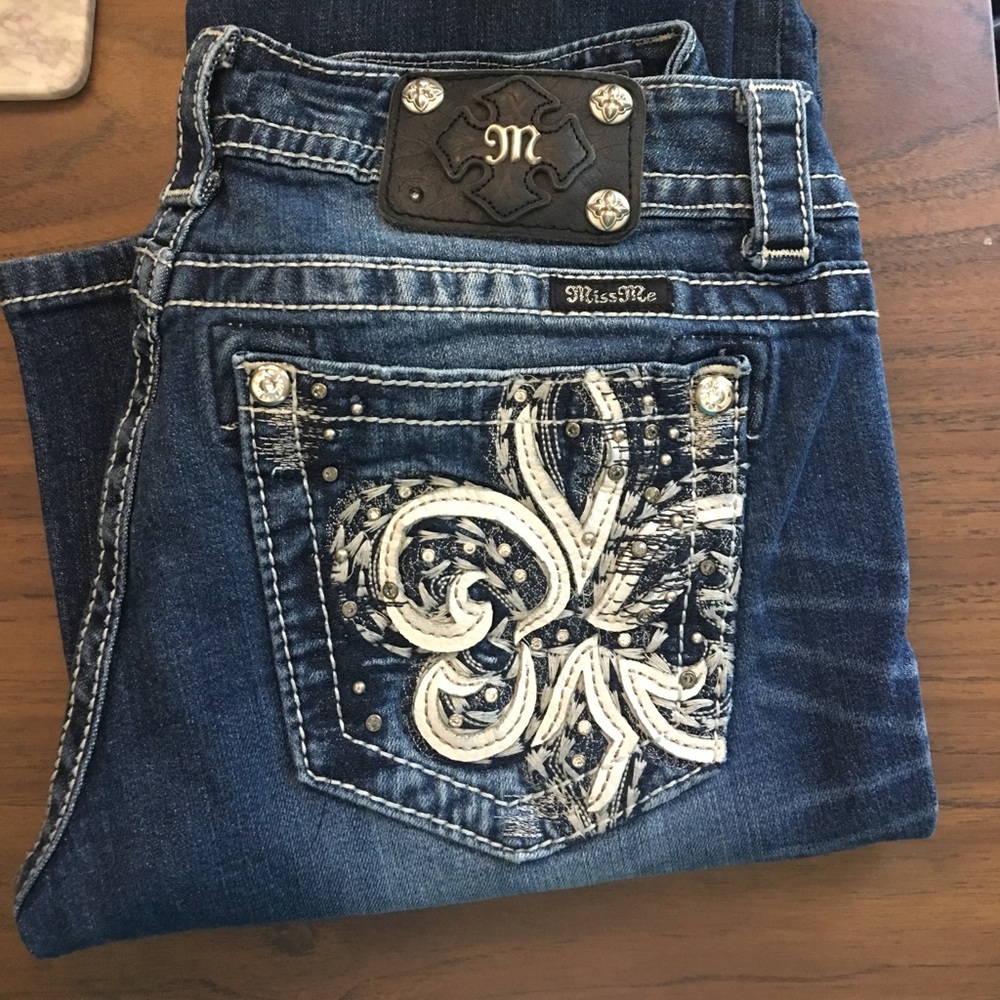 Miss Me jeans, size 29.