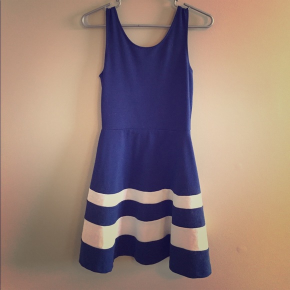 Sleeveless Navy/White Skater Dress - Picture 3 of 4