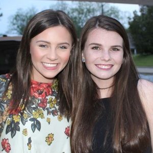 Meet your Posher, Elizabeth