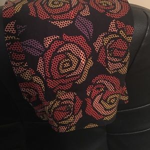 LulaRoe digital Disney roses 🌹