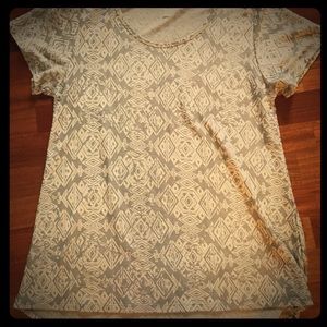 Large LuLaRoe Classic T