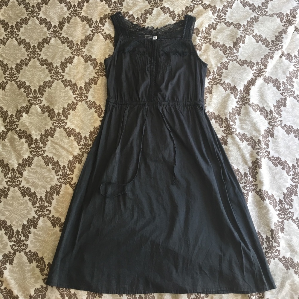 Converse All Star sun dress black buttons lace