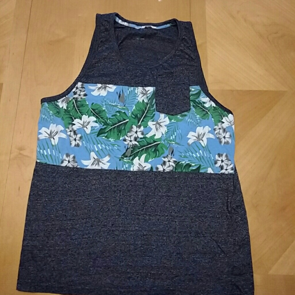 Men's sleeveless shirt