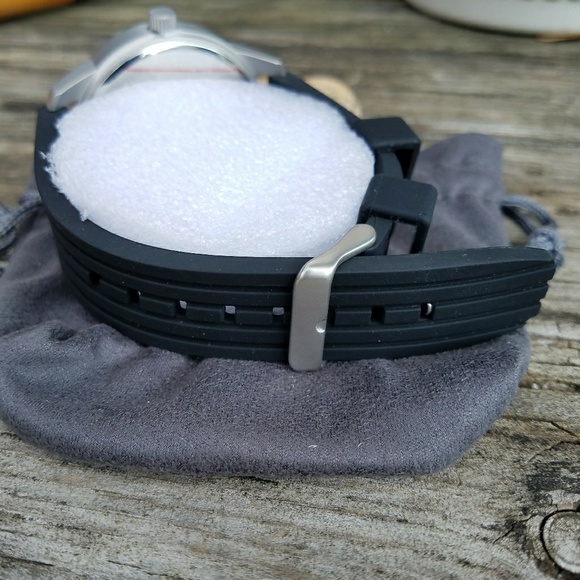 SILPADA LARGE FACE WATCH - Picture 4 of 4