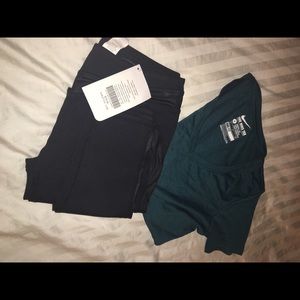 Bundle Fabletics leggings & New Nike Dry-fit tee