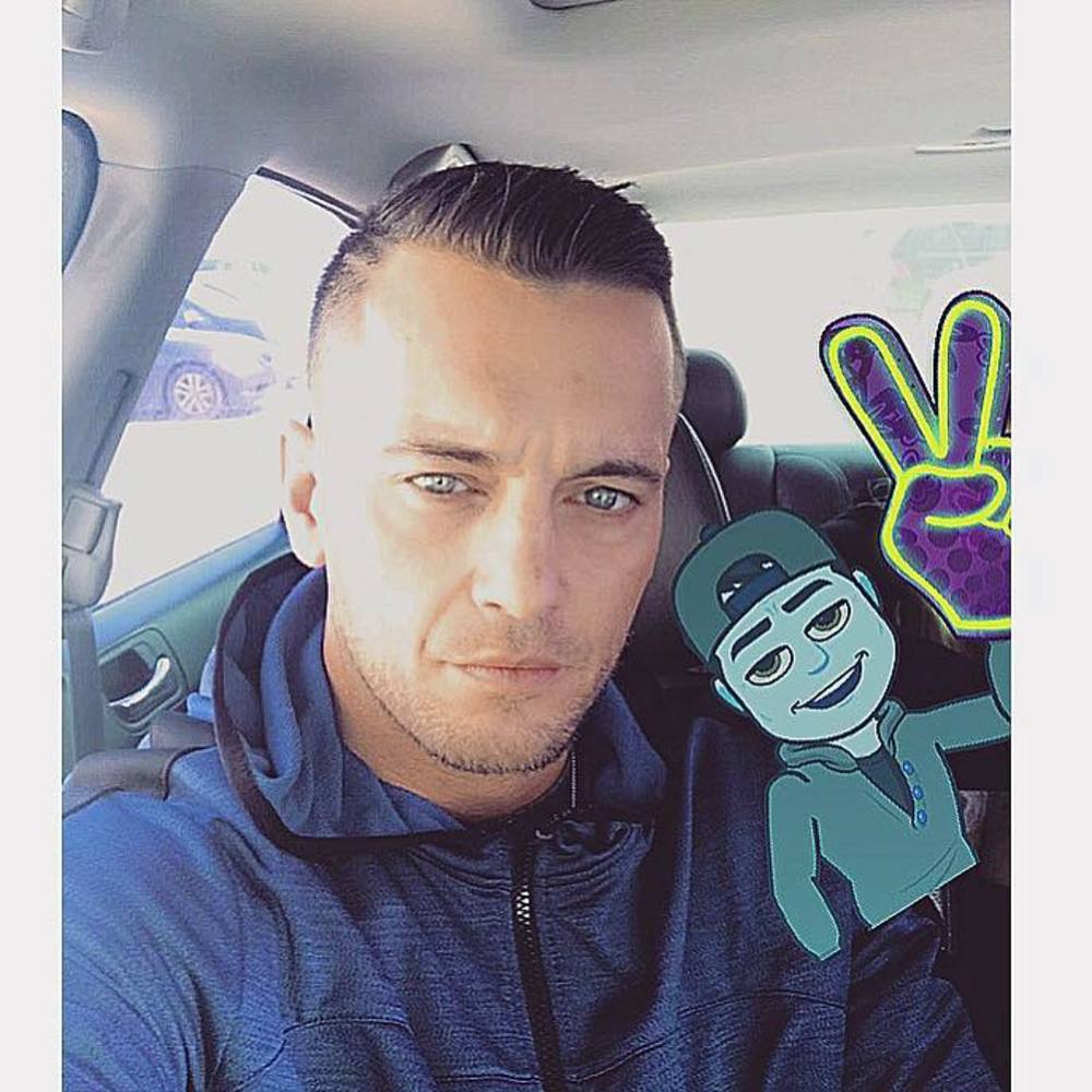 Meet your Posher, Nicholas