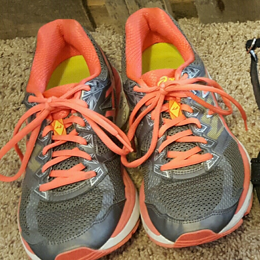 ASICS tennis shoes