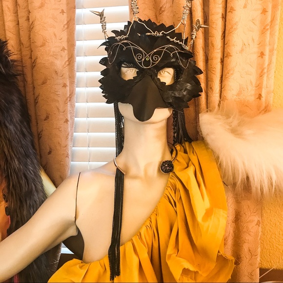 H&M coachella Open Necklace Gold, Crystal, Fringe - Picture 7 of 8