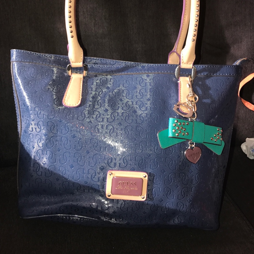 Brand new authentic GUESS bag!