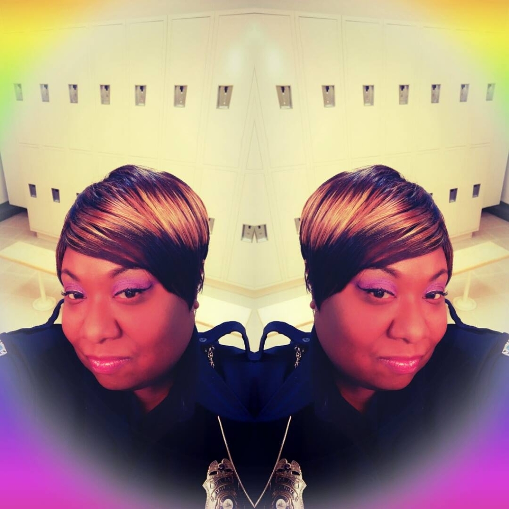 Meet your Posher, Genevieve