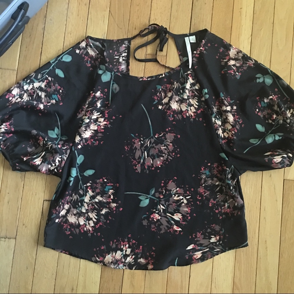 NWOT Lauren Conrad Floral Silky Blouse