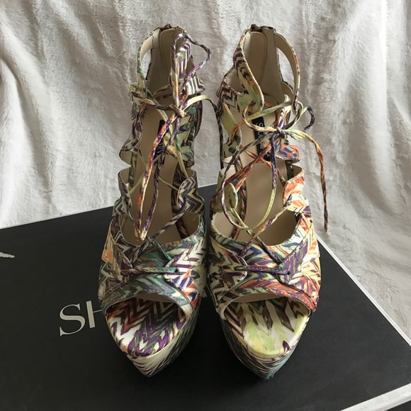 BNIB SHOEMINT ERICA LACE UP TRIBAL WEDGES 7 - Picture 7 of 8