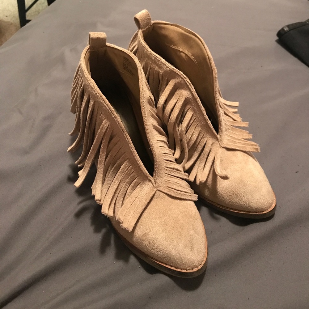 Coconut by Matisse booties
