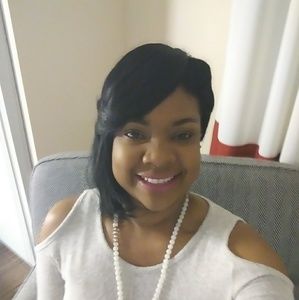 Meet your Posher, Catina