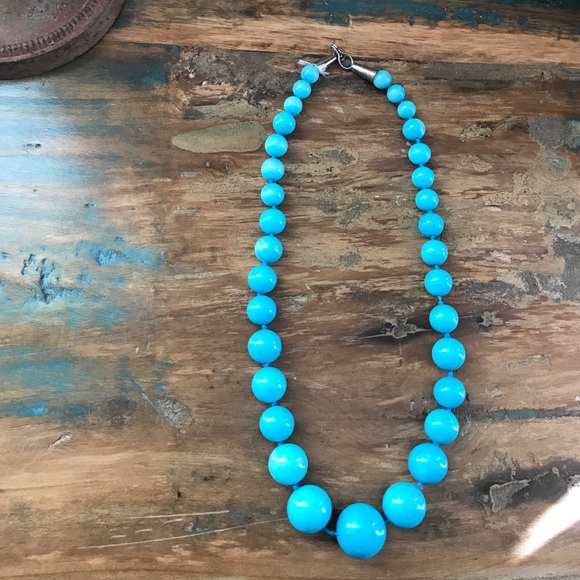 Blue Quartz Gemstone Bead Necklace - Picture 5 of 8