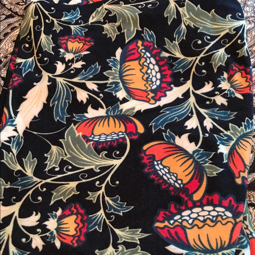LuLaRoe tc leggings
