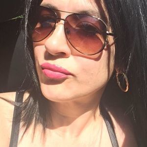 Meet your Posher, Muriel