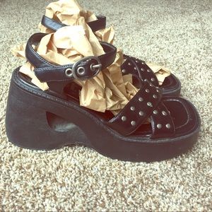 Vintage L.e.i platform studded sandals