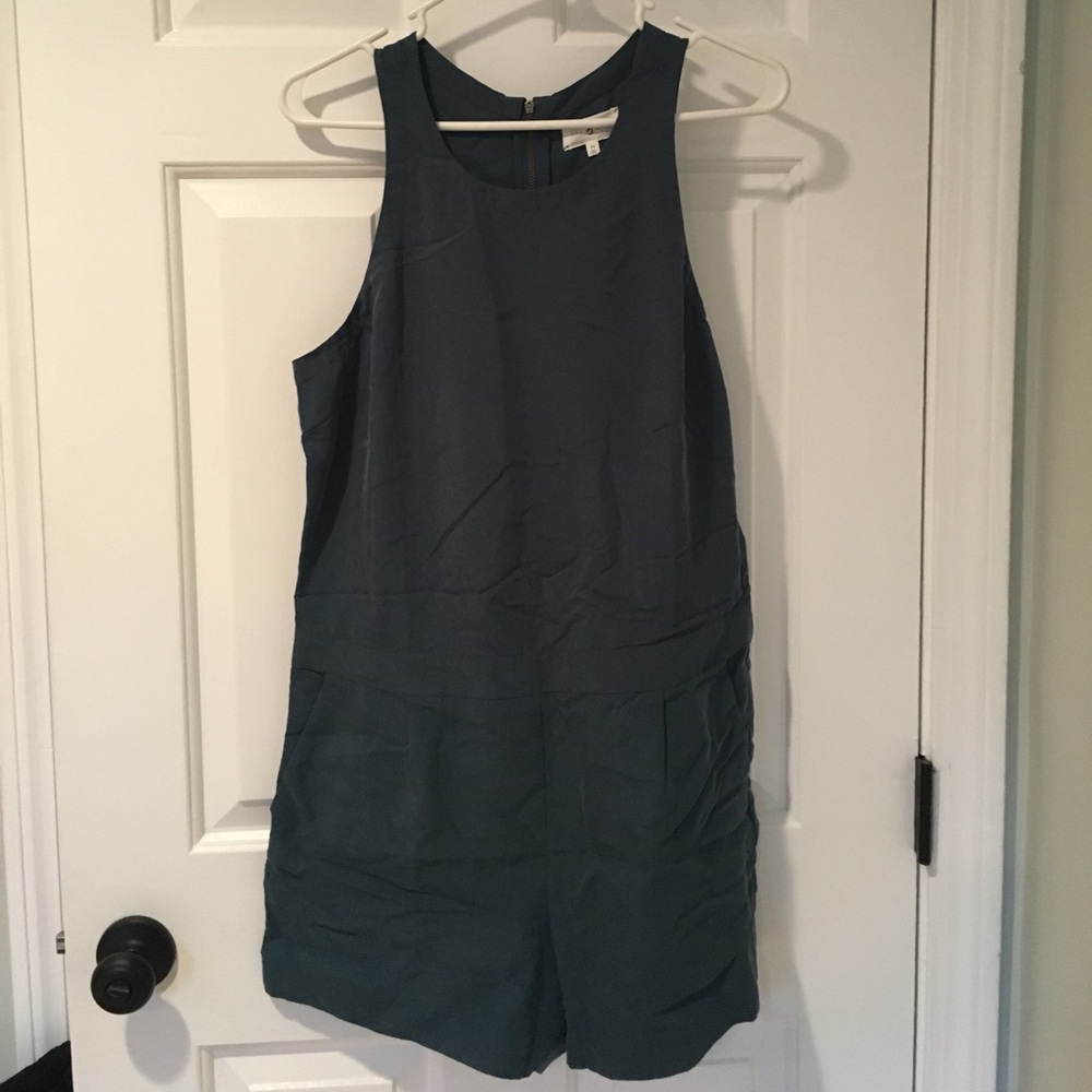 Loft romper size M
