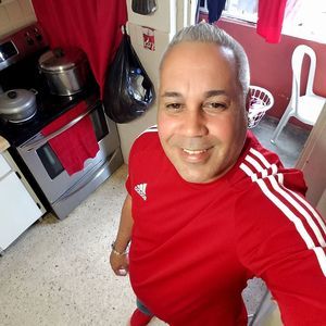 Meet your Posher, Eduardo