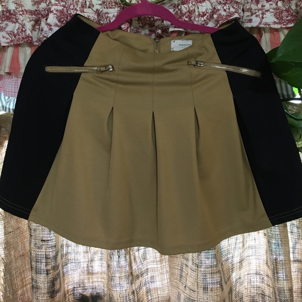 Coincidence & Chance mini skirt size 8