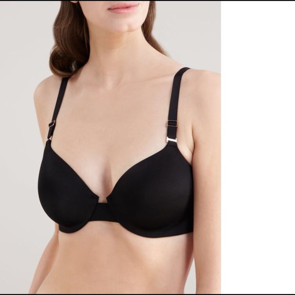 🎖Amazing Flattering Bra by SPANX 🎖