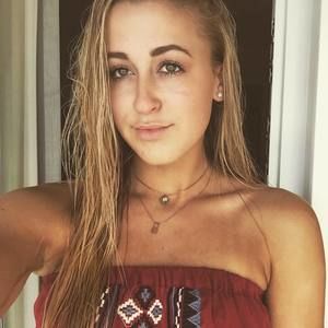 Meet your Posher, Maddie