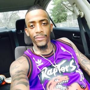 Meet your Posher, Travis