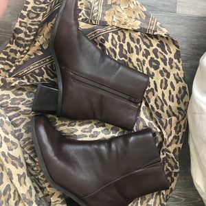 Dark brown naturalizer boots